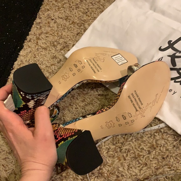 Alice and Olivia Lillian snake print - Picture 3 of 6